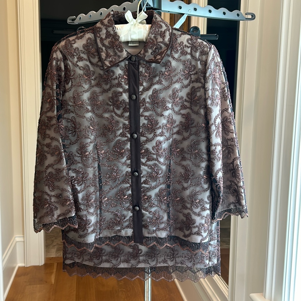 Doncaster Brown Matching Set With Metallic Detail